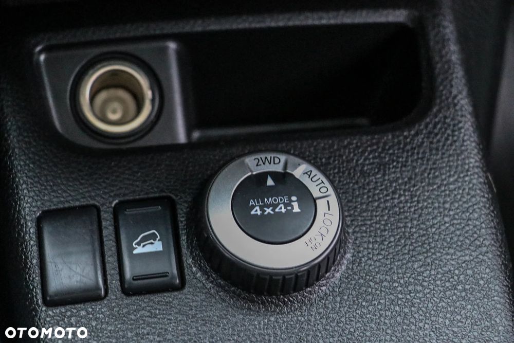 Nissan X-Trail 2.0 dCi LE Platinum - 38