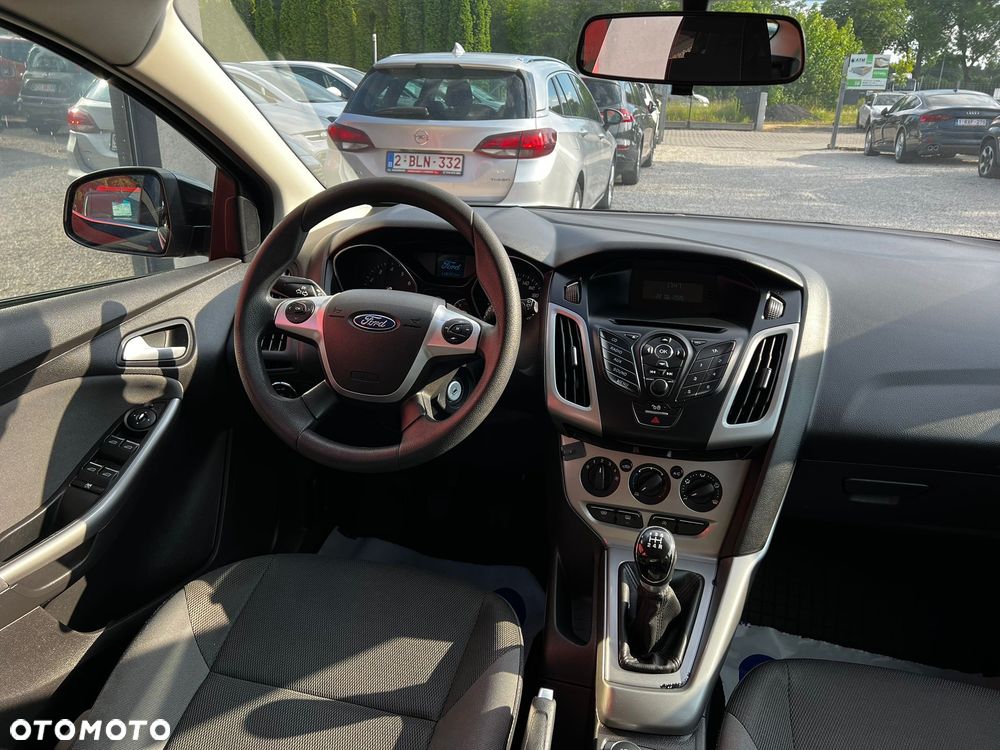 Ford Focus 1.0 EcoBoost Trend - 24