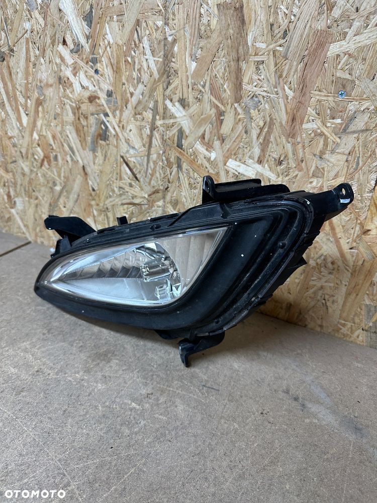 HYUNDAI I30 II HALOGEN LEWY - 3