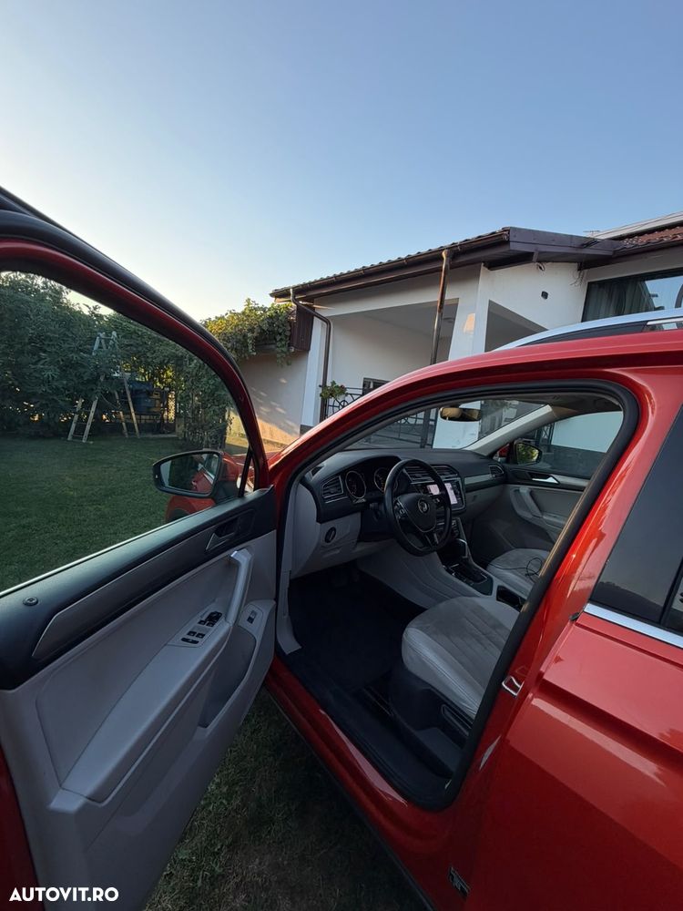 Volkswagen Tiguan - 14