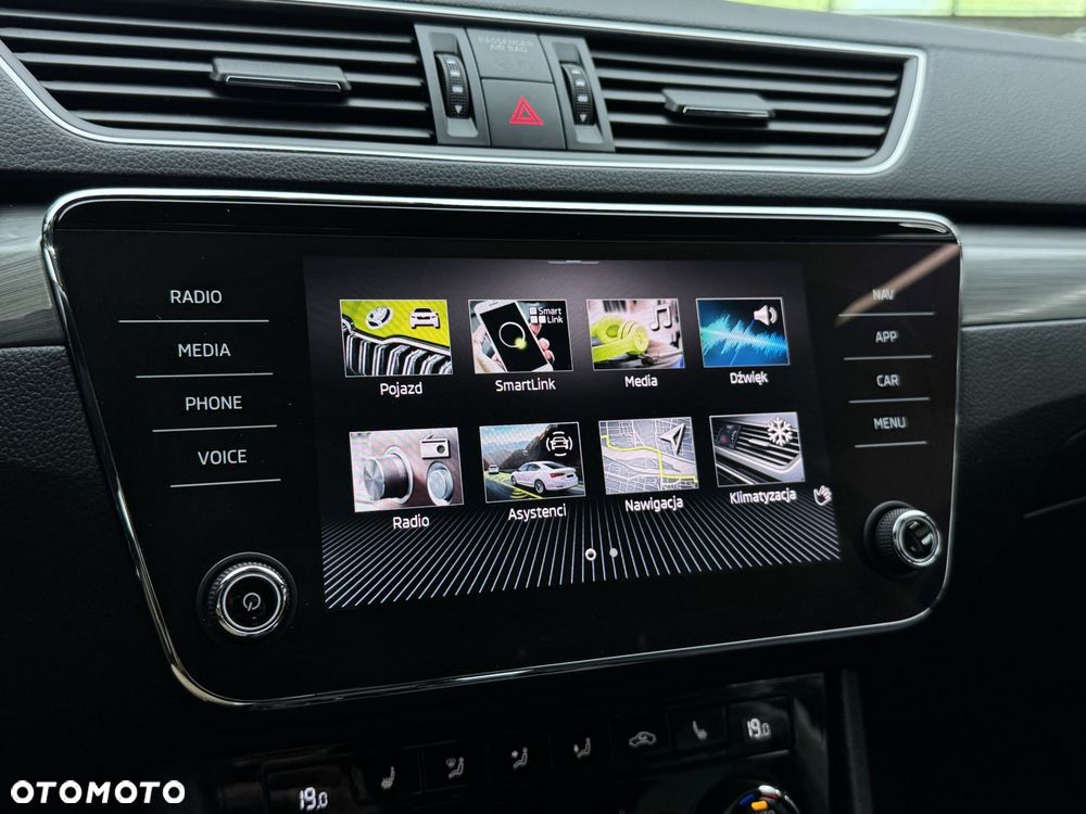 Skoda Superb 2.0 TSI Style DSG - 32