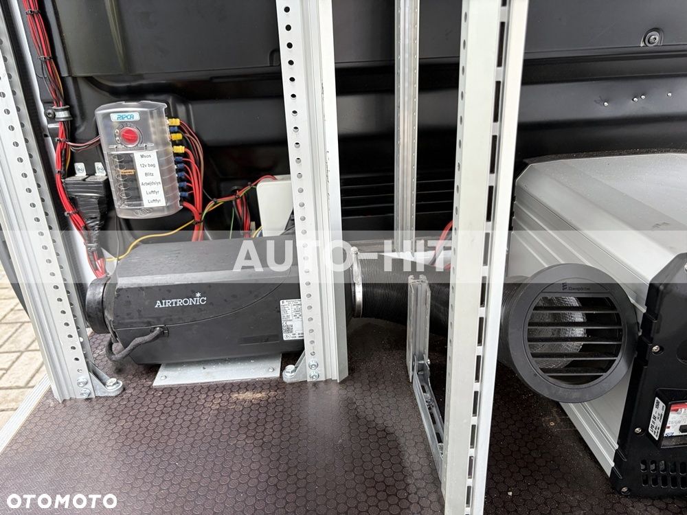 Ford Transit - 19