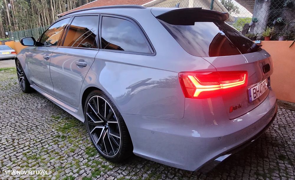 Audi RS6 Avant 4.0 TFSi quattro Tiptronic - 11