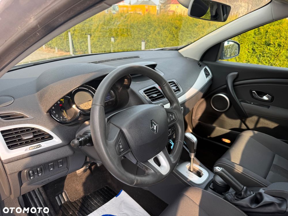 Renault Megane 2.0 140 CVT Bose Edition - 9