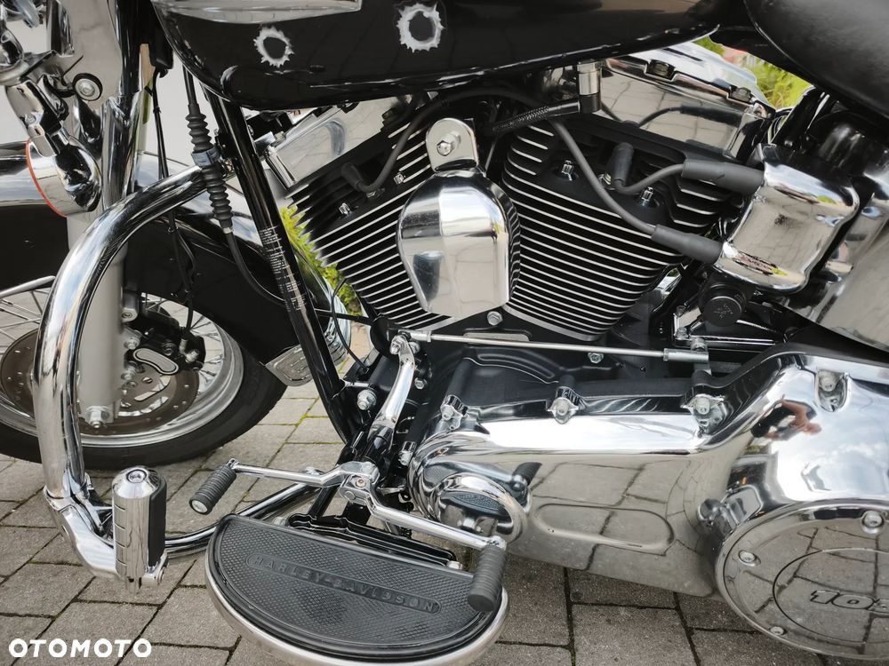 Harley-Davidson Softail Heritage Classic - 13