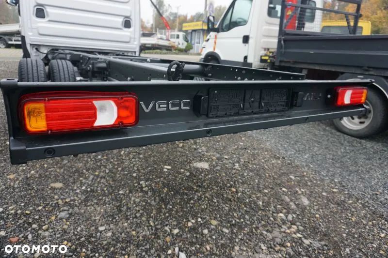 Iveco 50C18 DOSTĘPNY OD RĘKI, PODWOZIE, skrzynia wywrotka żuraw HDS - 14