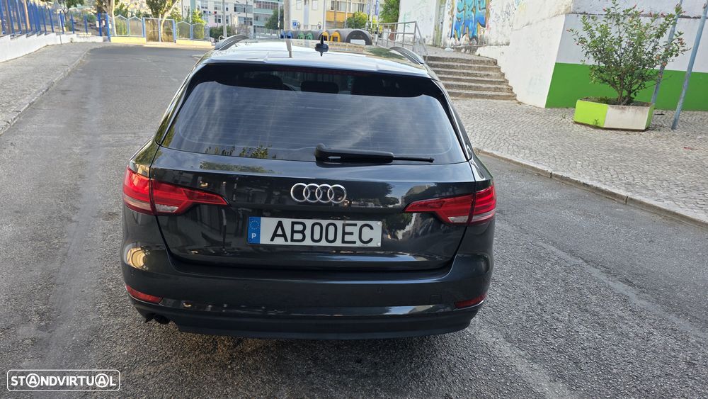 Audi A4 Avant 2.0 TDI ultra sport - 12