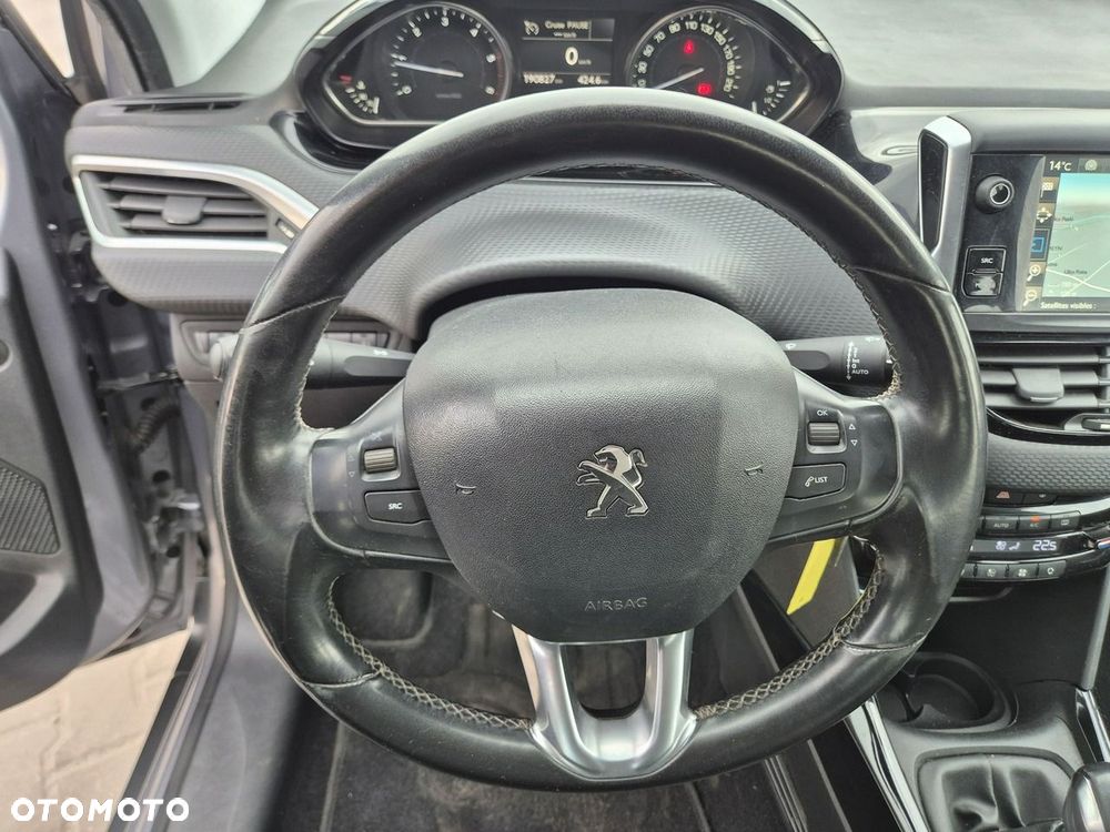 Peugeot 2008 - 9
