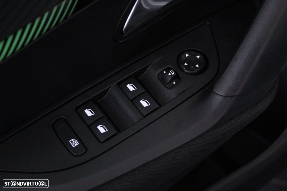 Peugeot 2008 1.2 PureTech Active - 20