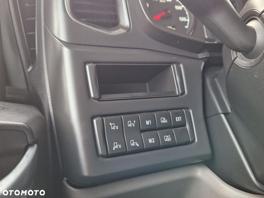 Scania P410A4X2NB Przód Na Poduszce - 18