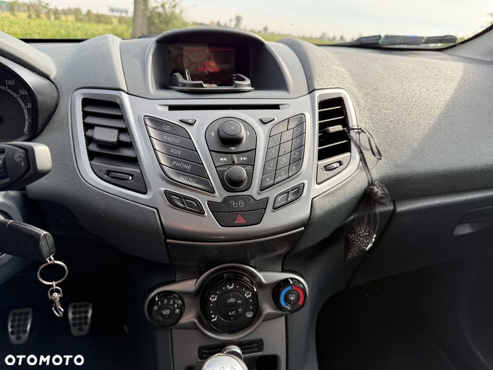 Ford Fiesta 1.25 Ambiente - 8