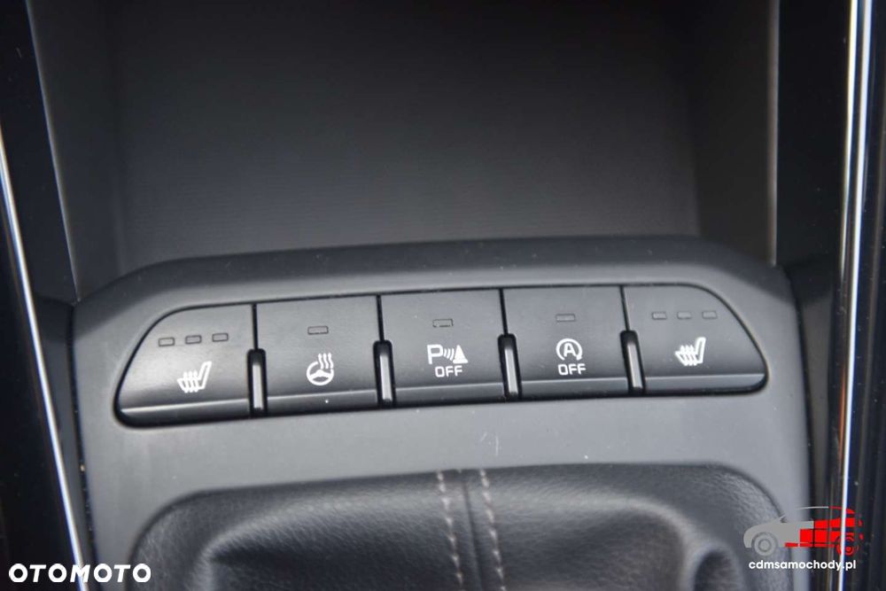 Kia Stonic - 31