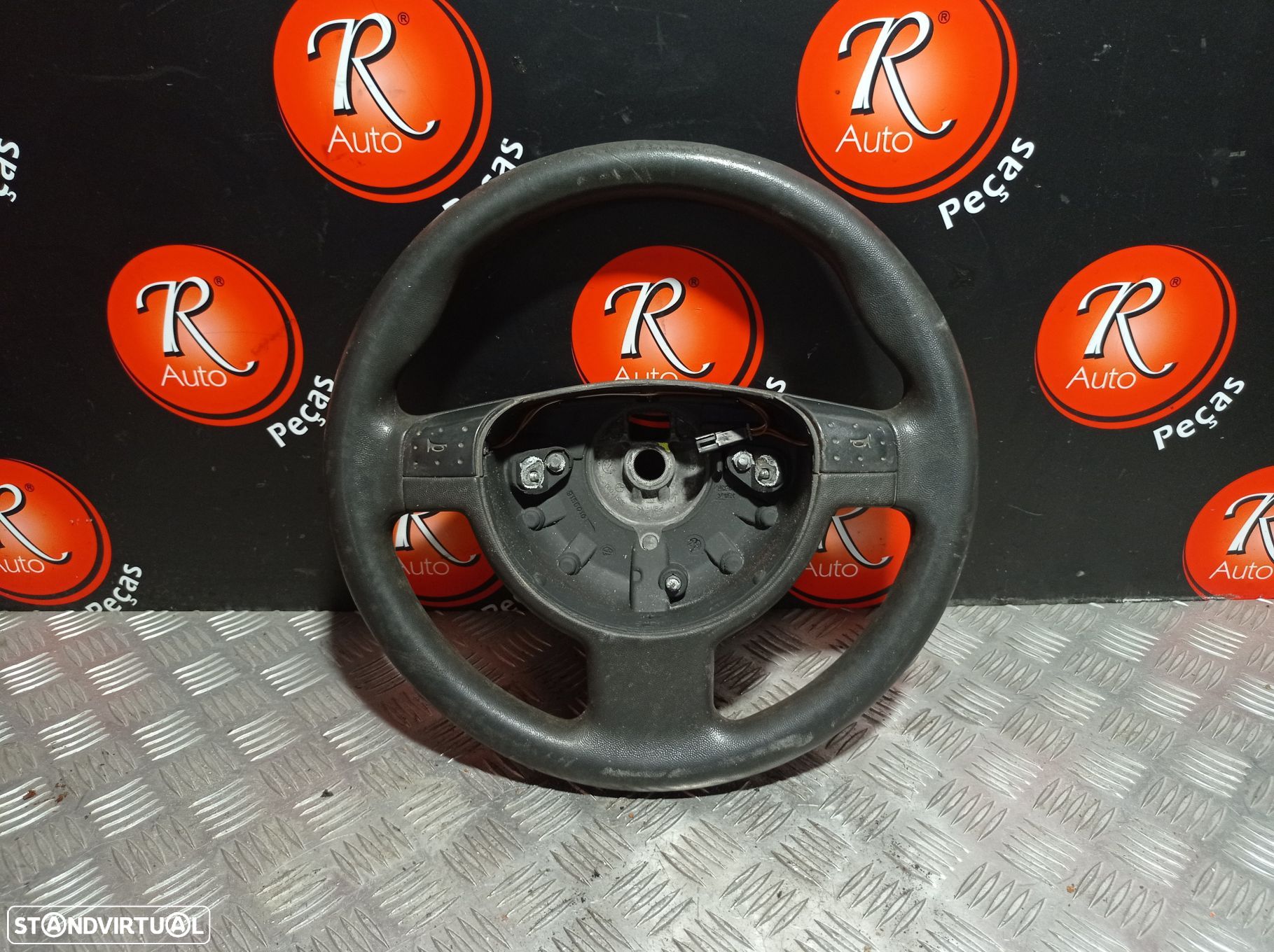 Volante Opel Corsa C (X01) - 1