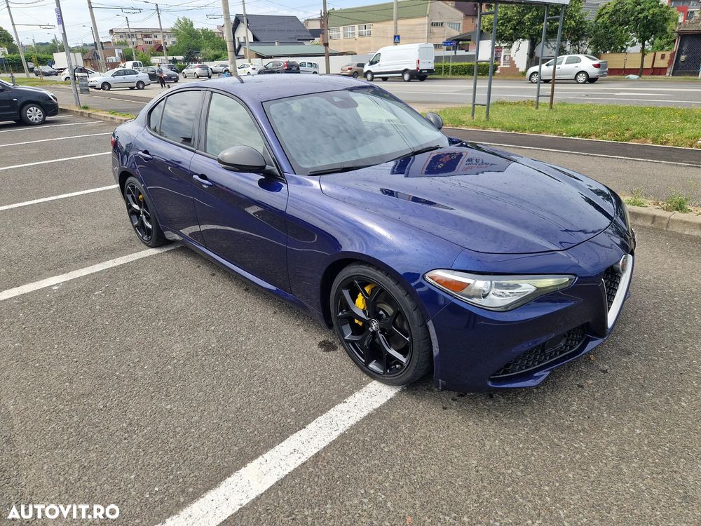 Alfa Romeo Giulia 2.0 Turbo 16V AT8 Veloce Ti - 2