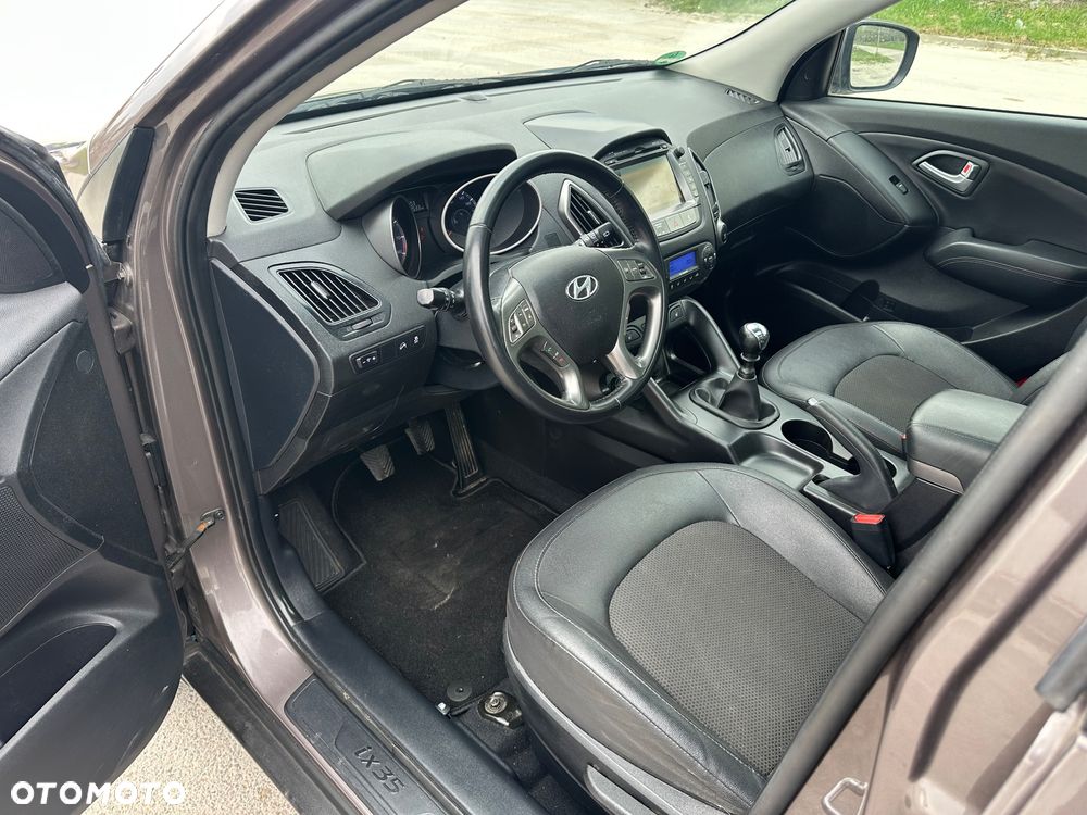 Hyundai ix35 - 13