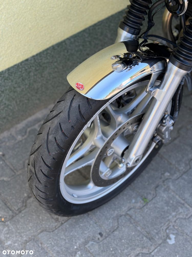 Honda CB - 30