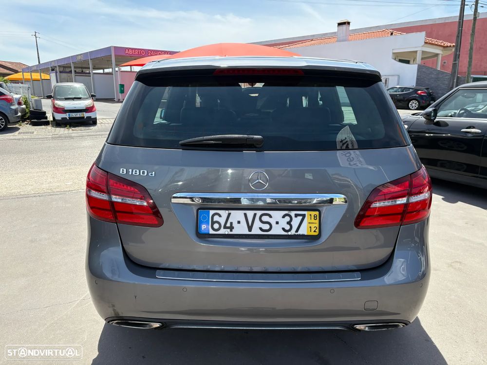 Mercedes-Benz B 180 d Urban - 7