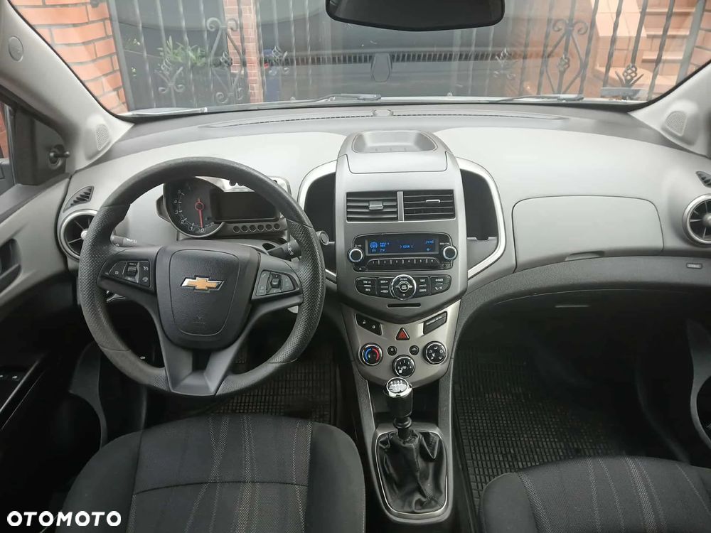 Chevrolet Aveo 1.4 16V LT - 7