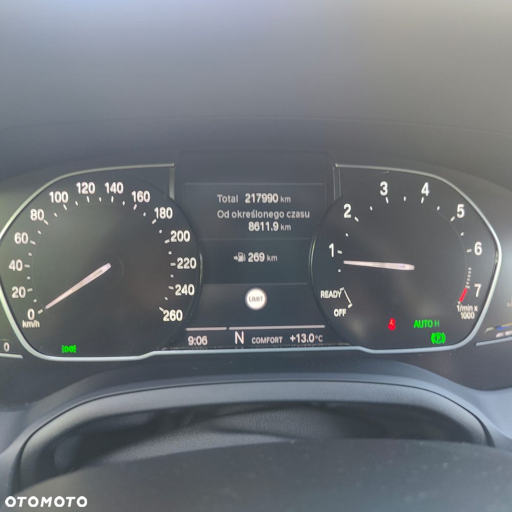BMW Seria 3 320i - 14