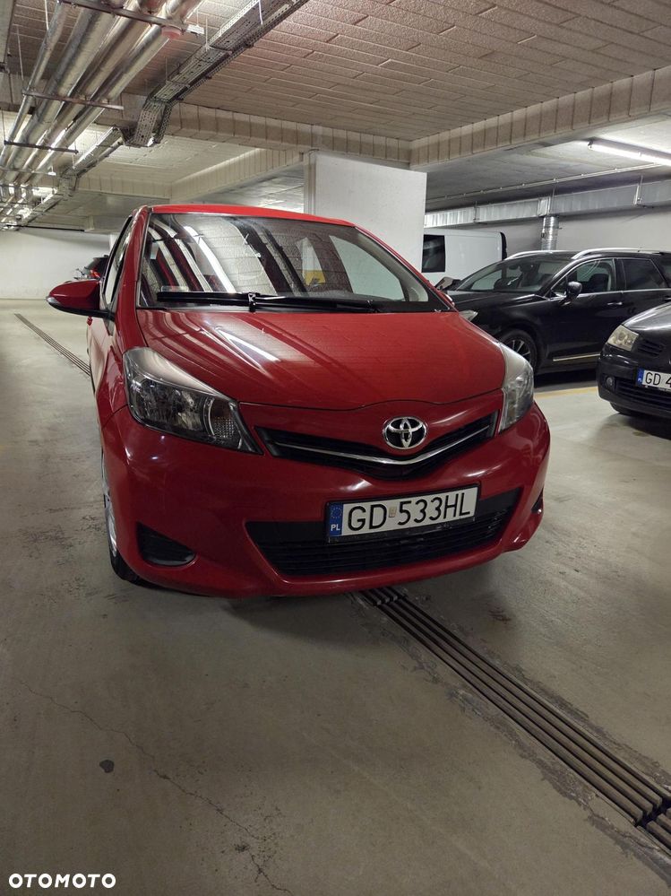 Toyota Yaris 1.33 Premium - 2