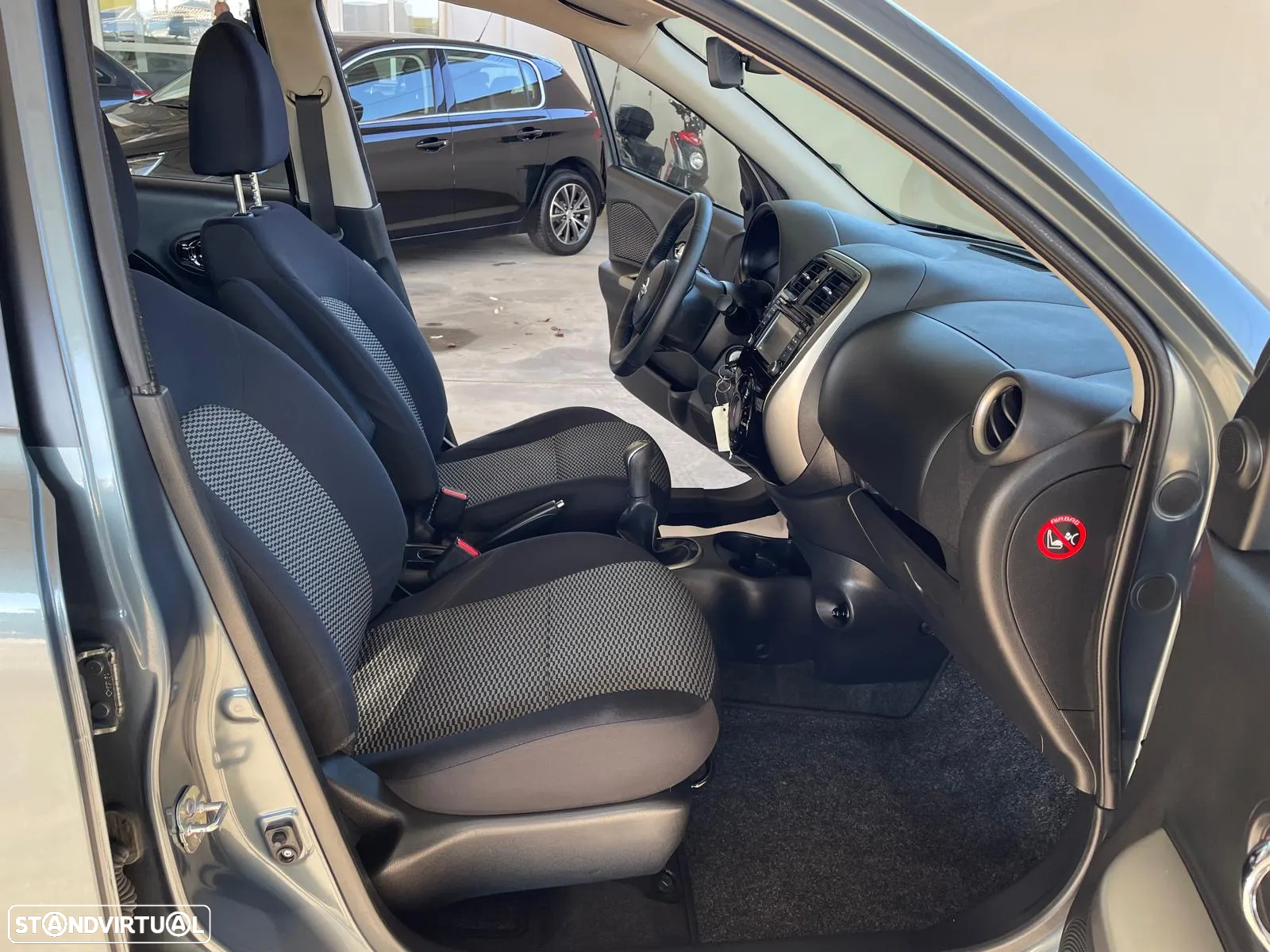 Nissan Micra 1.2 Acenta - 23