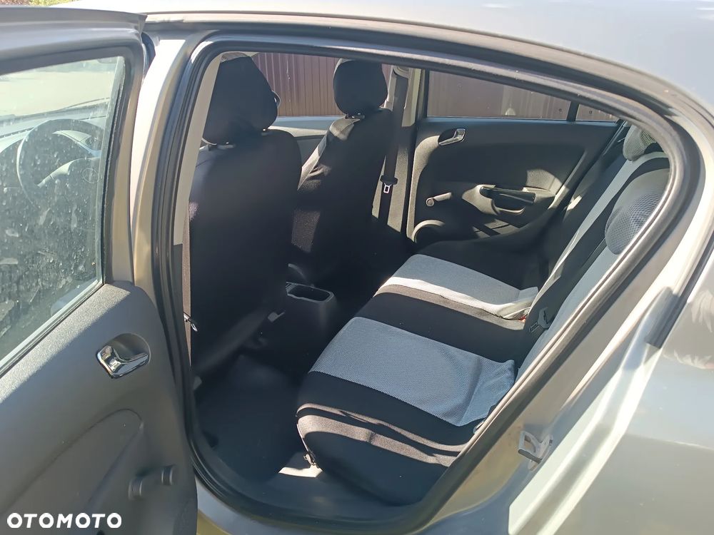 Opel Corsa 1.2 16V Edition / Active - 7