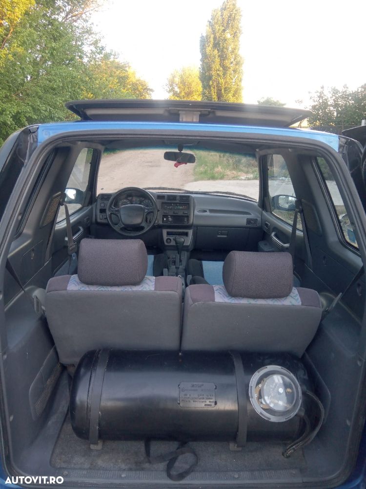 Toyota RAV4 - 3
