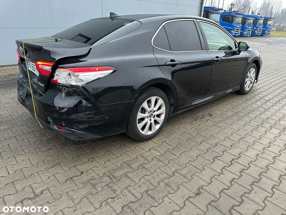 Toyota Camry Executive - 7