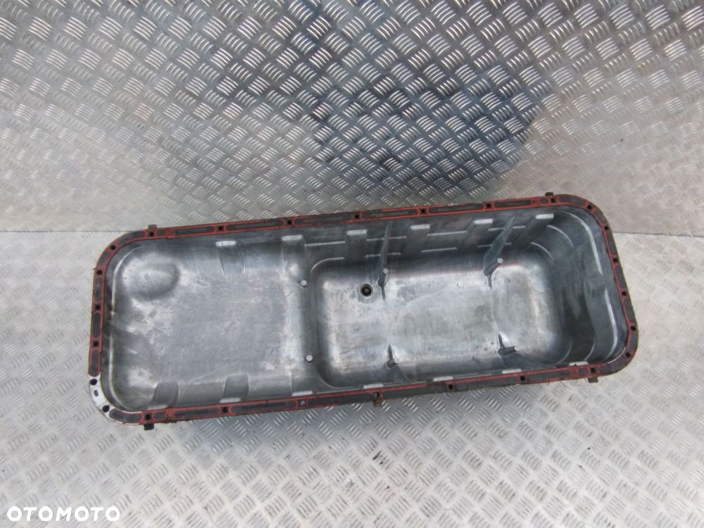 MISKA OLEJOWA V560 SCANIA NTG - 1