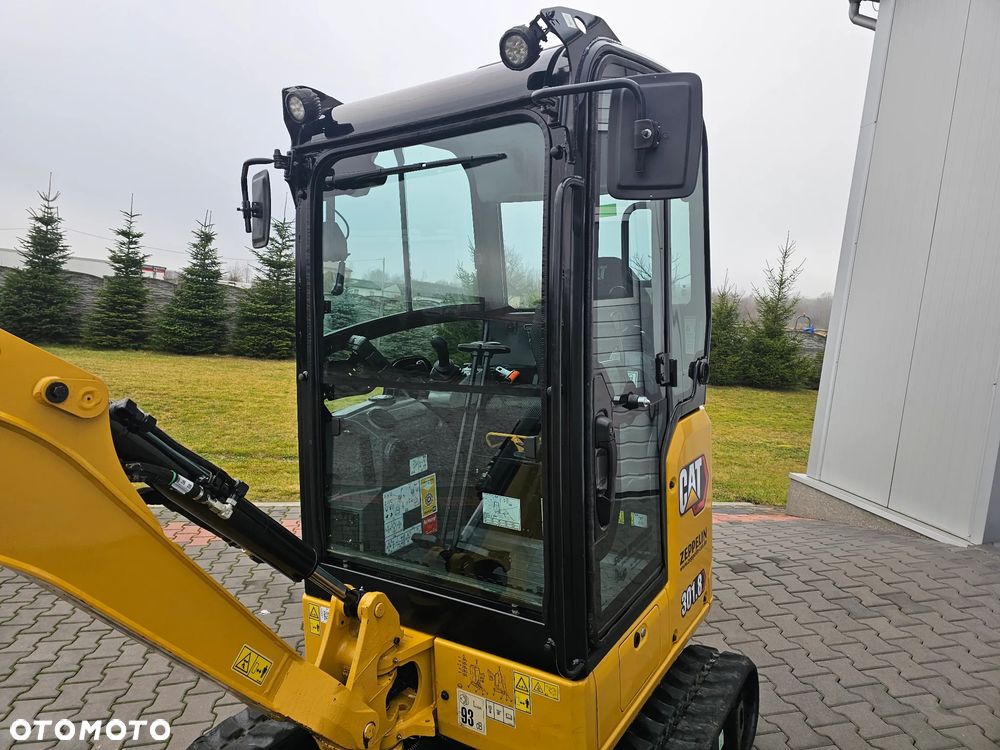 Caterpillar 301.8 05A - 11