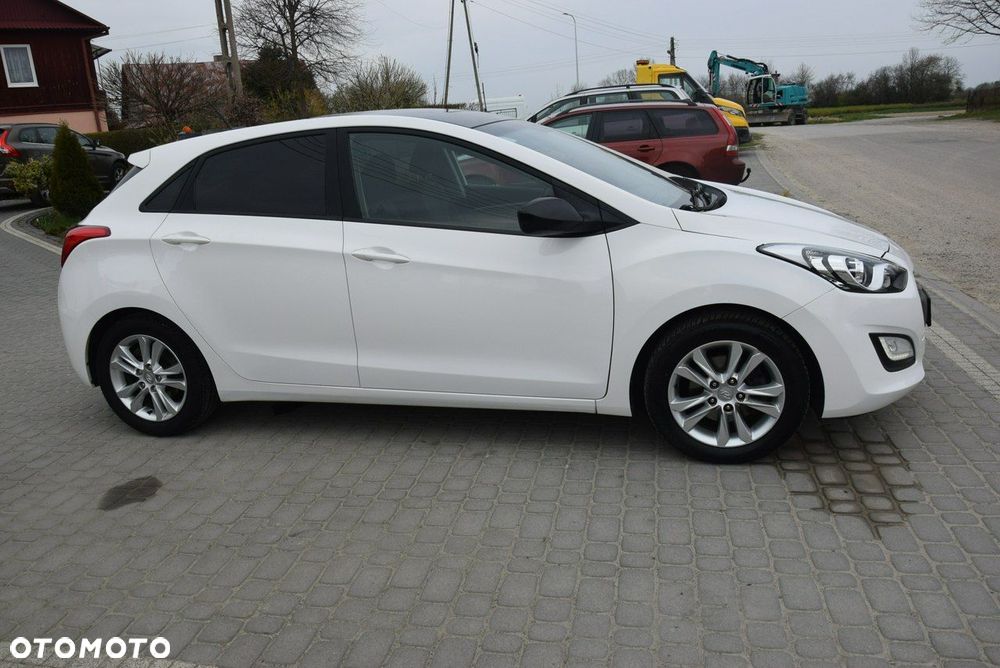 Hyundai i30 1.4 Premium - 9