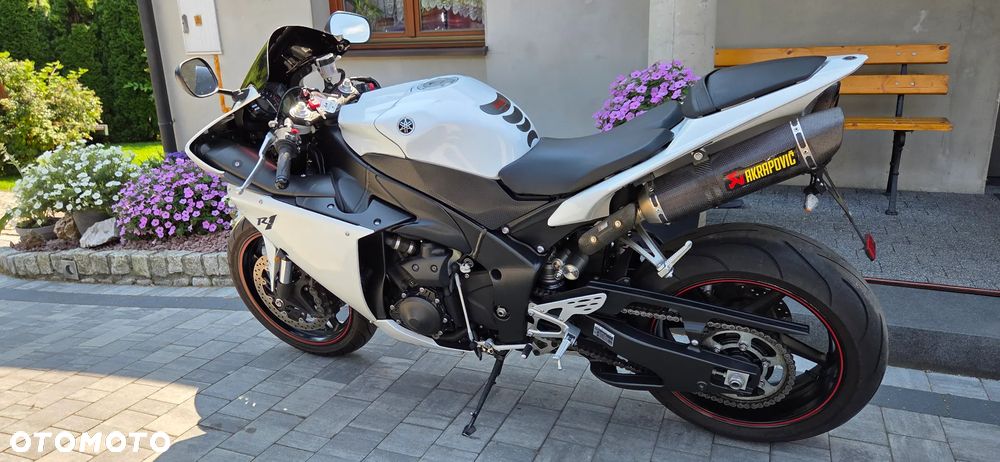 Yamaha YZF - 15