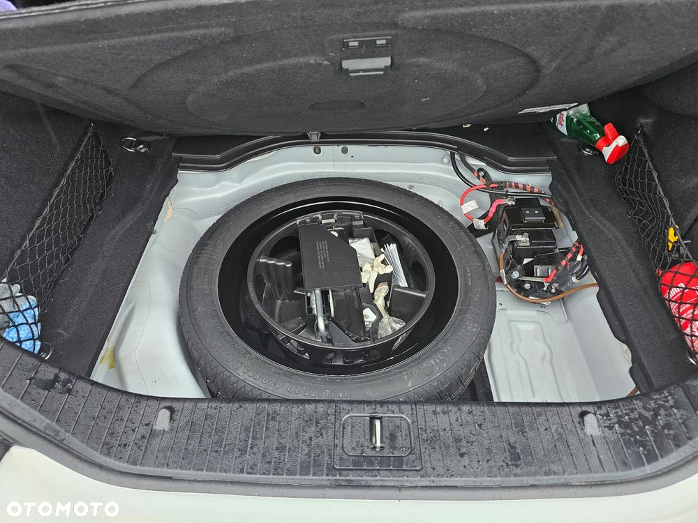 Mercedes-Benz CLS 500 BlueEffICIENCY - 26