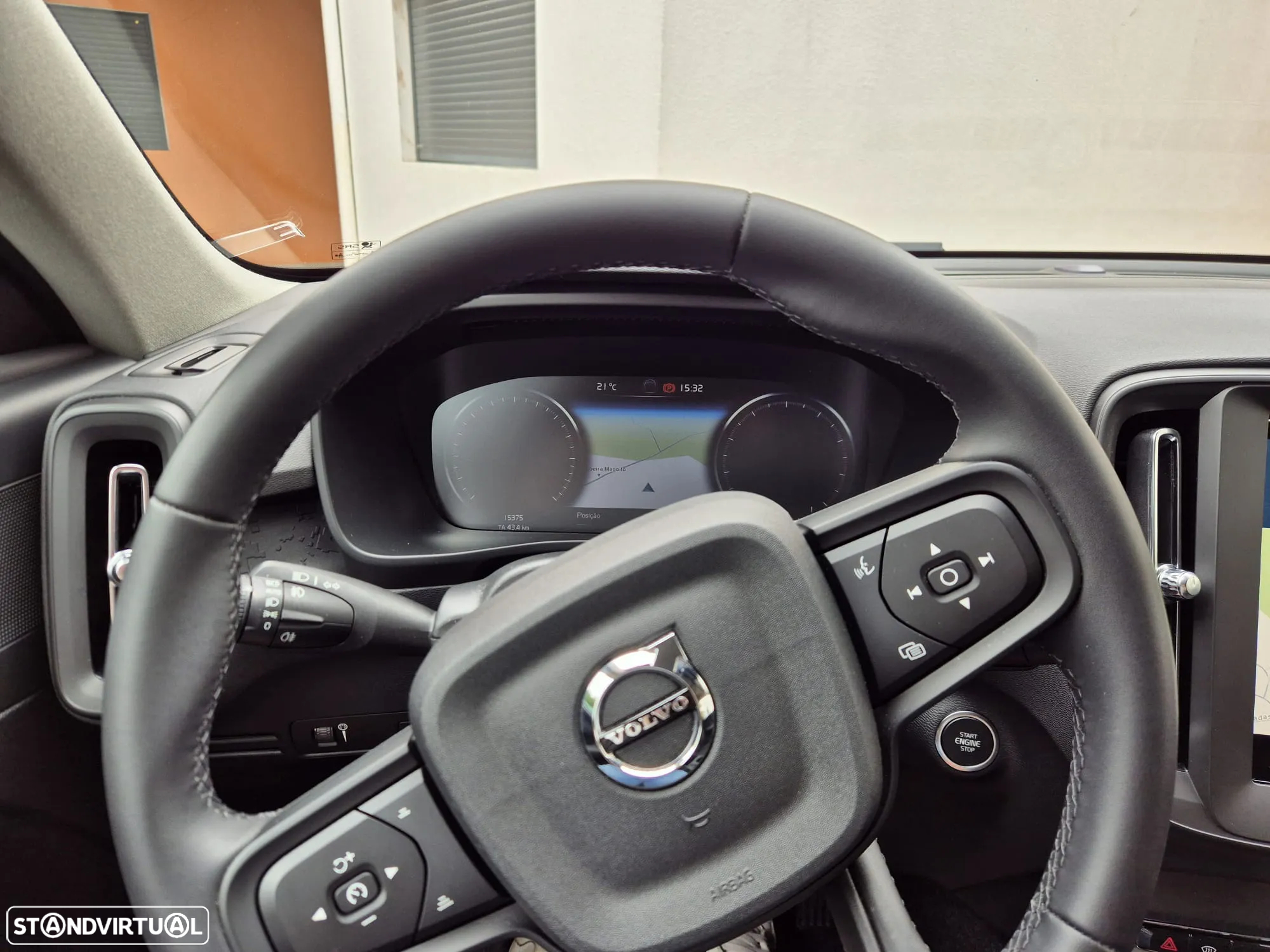 Volvo XC 40 1.5 T2 Essential Auto - 11