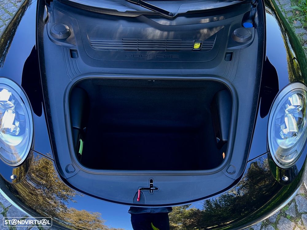 Porsche 911 (991) Carrera 2 50th Anniversary Edition - 34