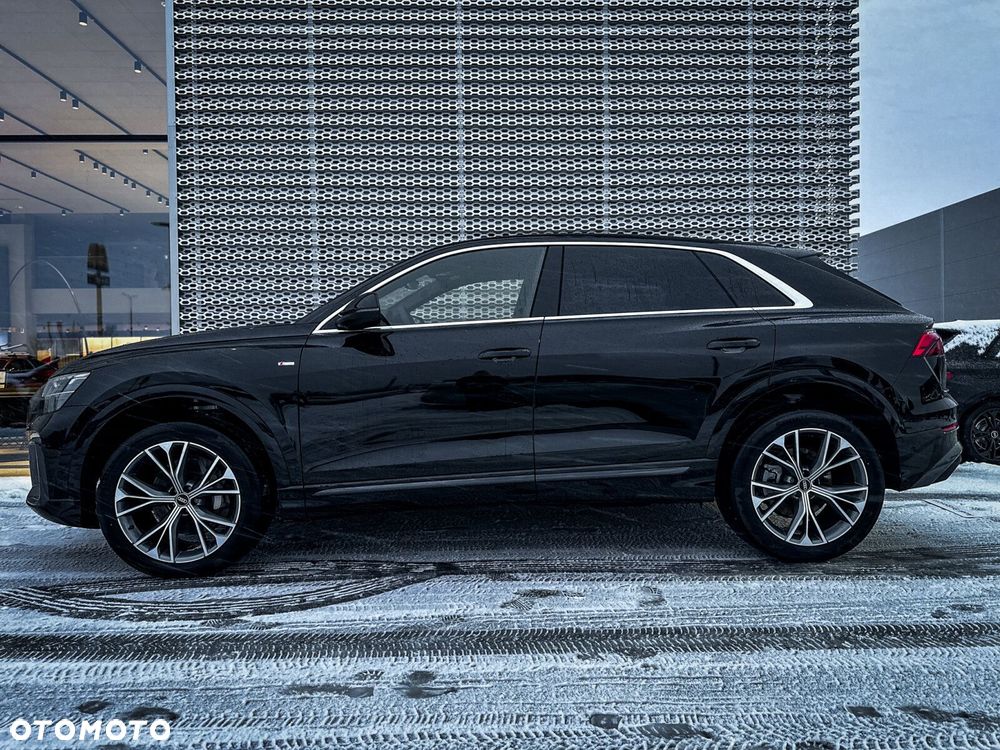 Audi Q8 - 3