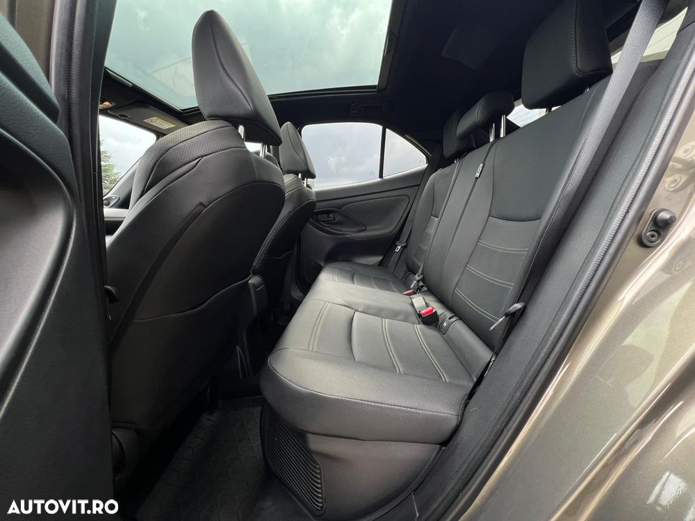 Toyota Yaris 1.5 VVT-i Premiere Edition - 14