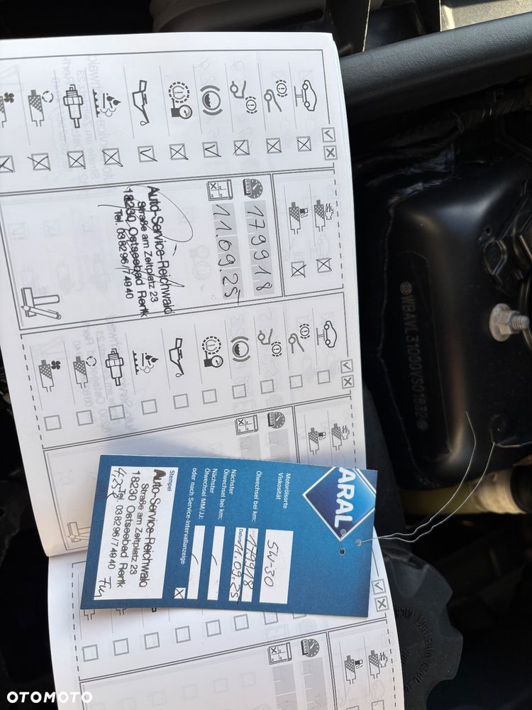BMW X1 sDrive18i Sport Line - 37