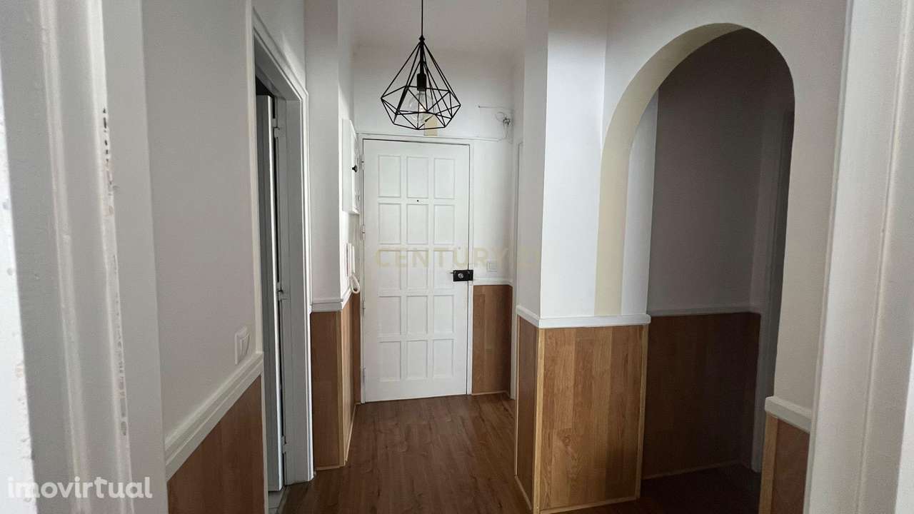 Apartamento T2 no coração de Mem Martins, Sintra - Excelente Oportunid - Grande imagem: 3/23
