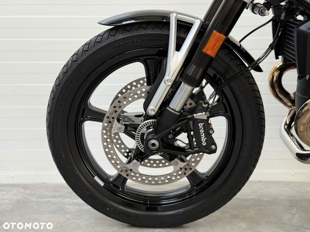 BMW R - 24