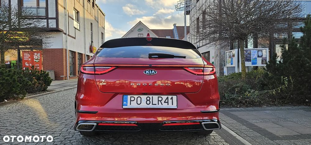 Kia ProCeed - 15