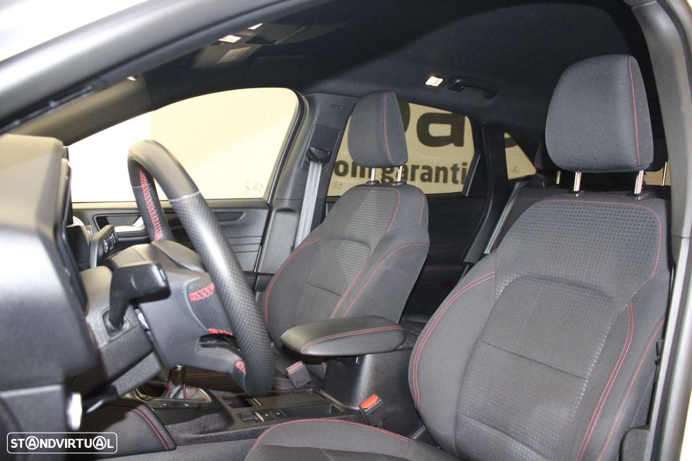 Ford Kuga 1.5 TDCi EcoBlue ST-Line - 31