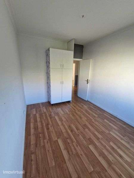 Apartamento T2 Pragal - Grande imagem: 2/12