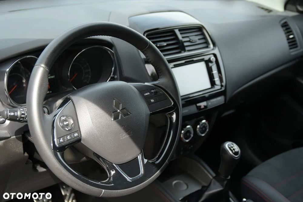 Mitsubishi ASX 1.6 ClearTec 2WD Diamant Edition+ - 24