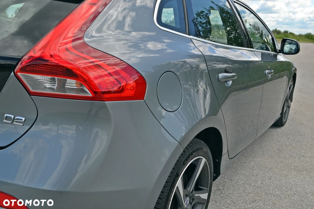 Volvo V40 - 16