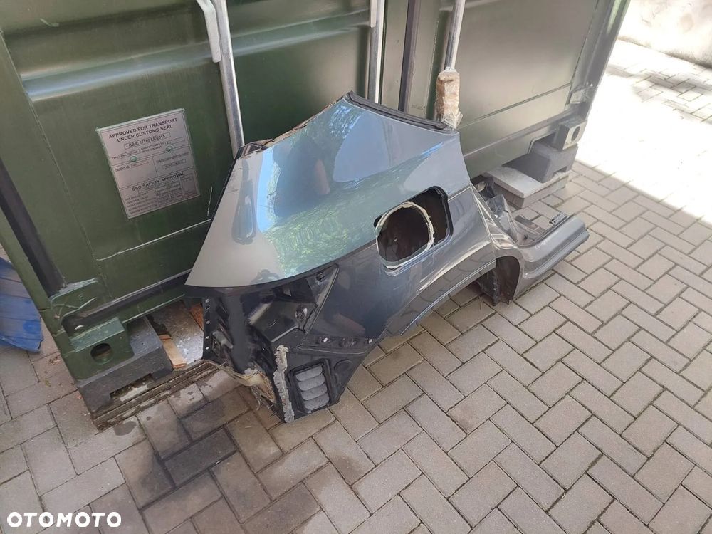 Seat Ateca Cupra Ateca Blotnik tylny prawy cwiartka - 6