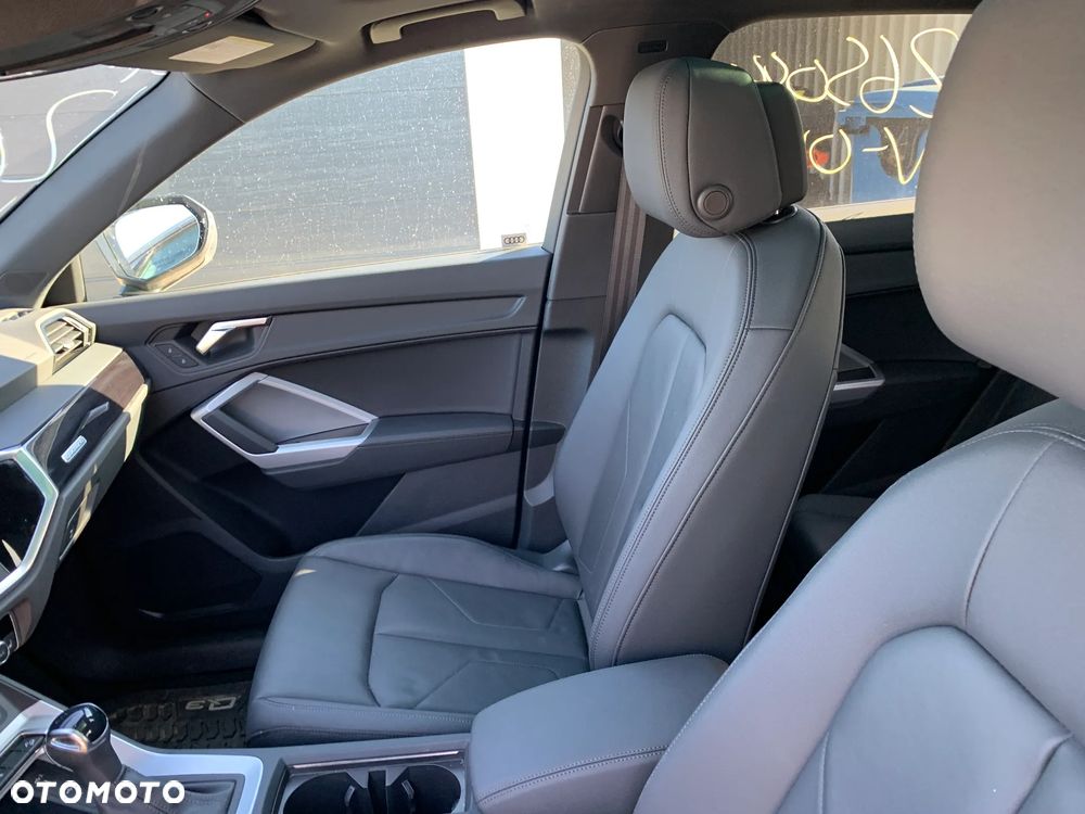 Audi Q3 - 19