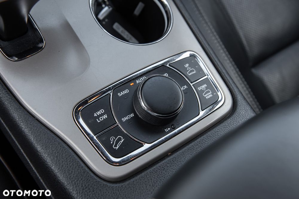 Jeep Grand Cherokee 3.0 V6 Multijet 4WD Automatik Overland - 28