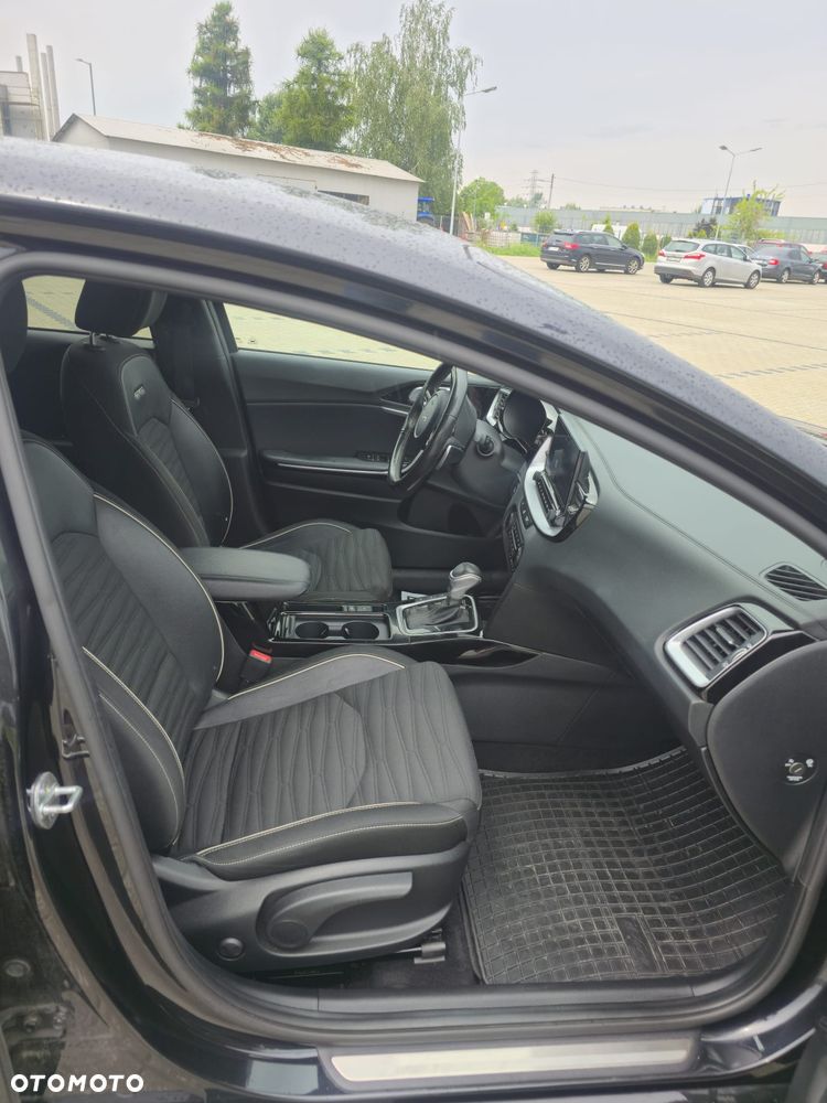 Kia ProCeed - 10