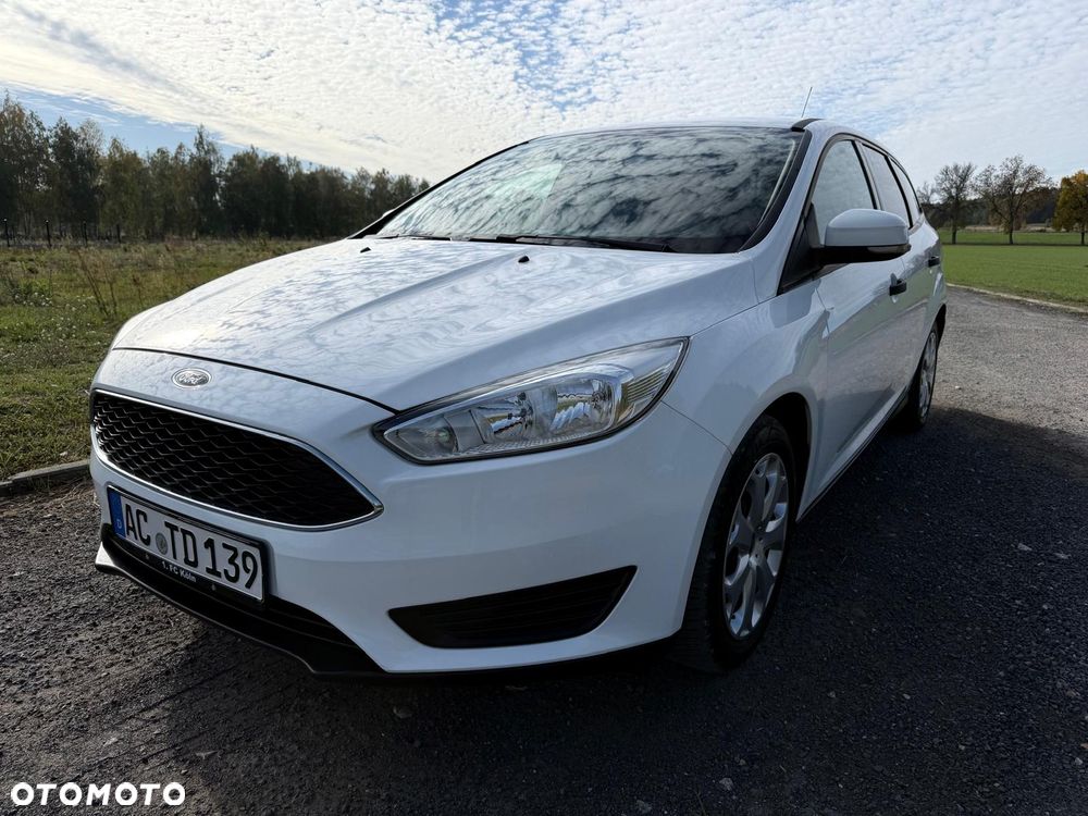 Ford Focus 2015 photo 2